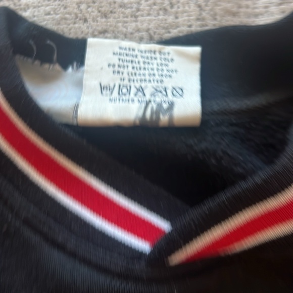 Vintage New Jersey Devils Hockey Sweatshirt - Picture 4 of 6